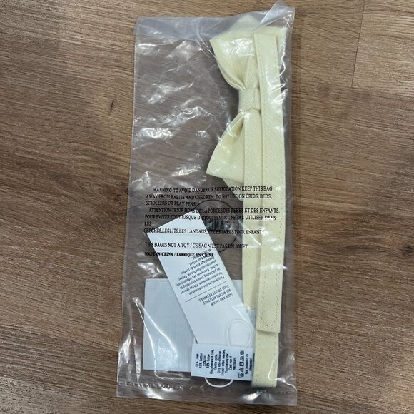 NWT Janie and Jack Pale Yellow Linen Bow Tie Velcro Size 6 and Up - Picture 3 of 3